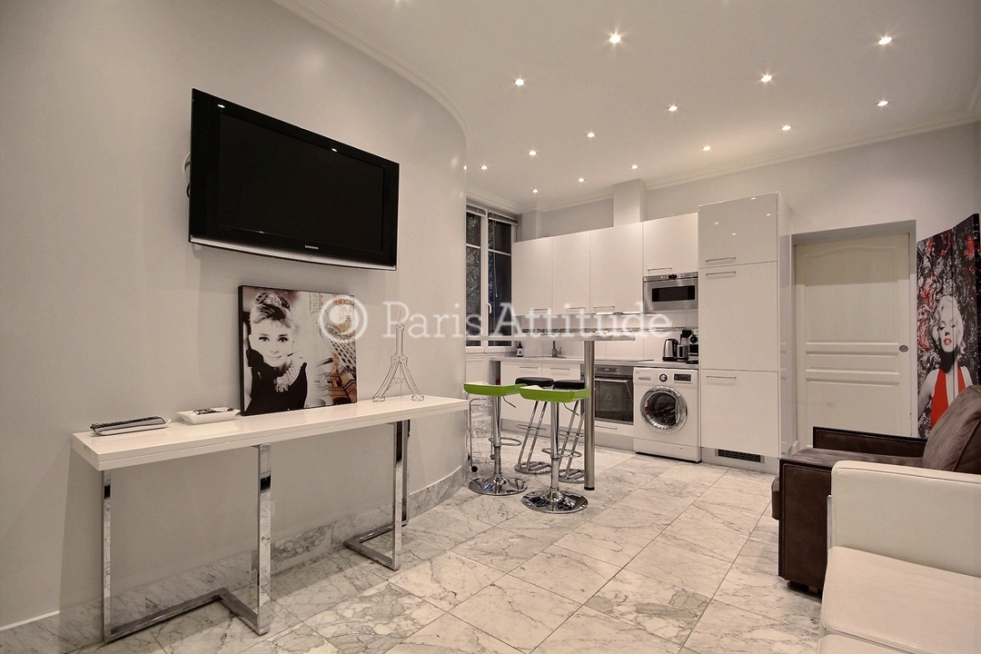Location Appartement meublé 2 Chambres - 60m² - Jules Joffrin - Paris