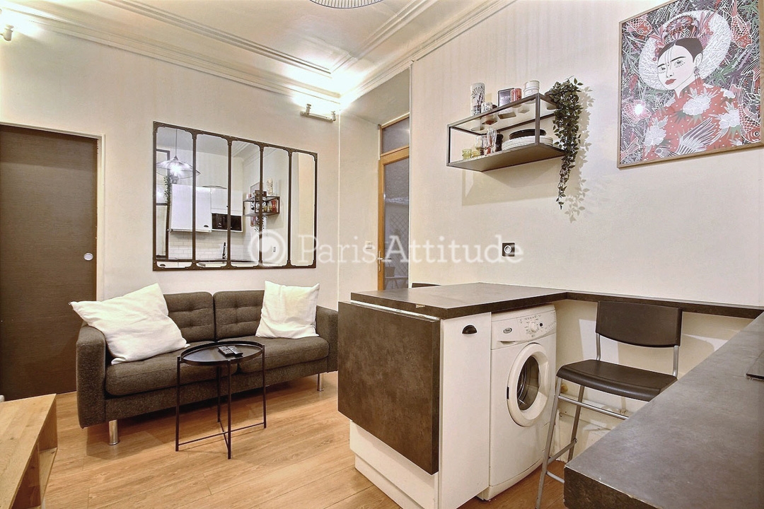 Location Appartement meublé 2 Chambres - 36m² - Place de Clichy - Paris